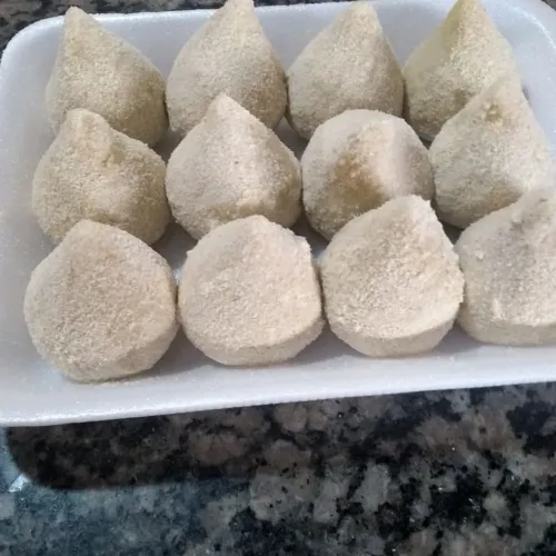 Faço coxinhas para revenda