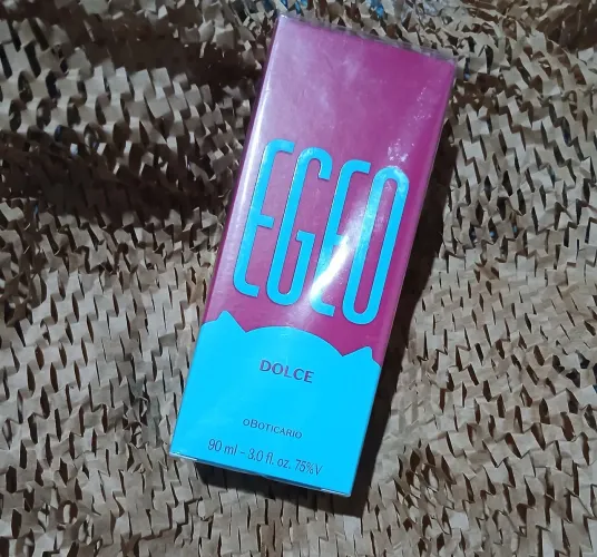 Vende se perfume da o boticário