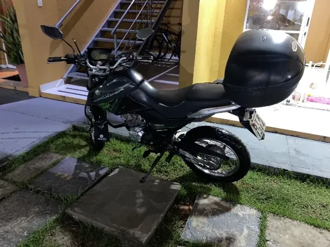 MOTO CROSSER YAMAHA 2014