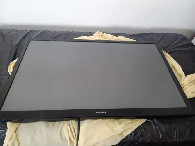 Televisão Samsung Plasma 43 polegadas