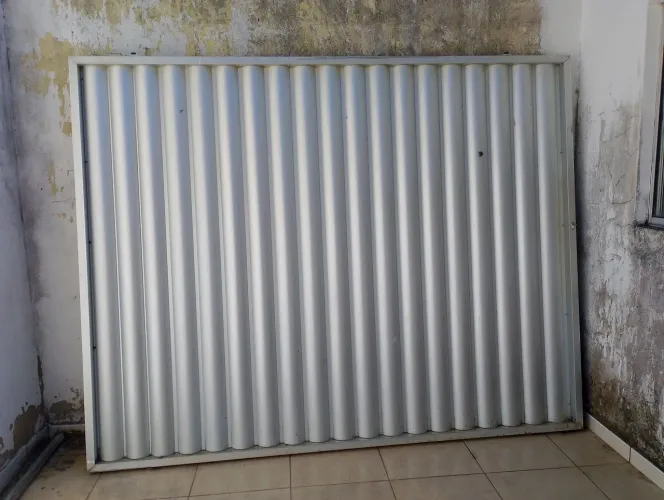 Vendo portão de alumínio