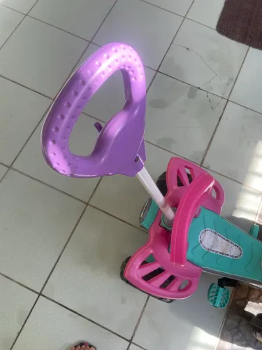Quadriciclo infantil menina 
