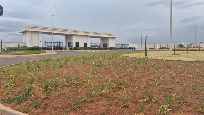 Terreno - Condomino Jardins - Ótima Oportunidade