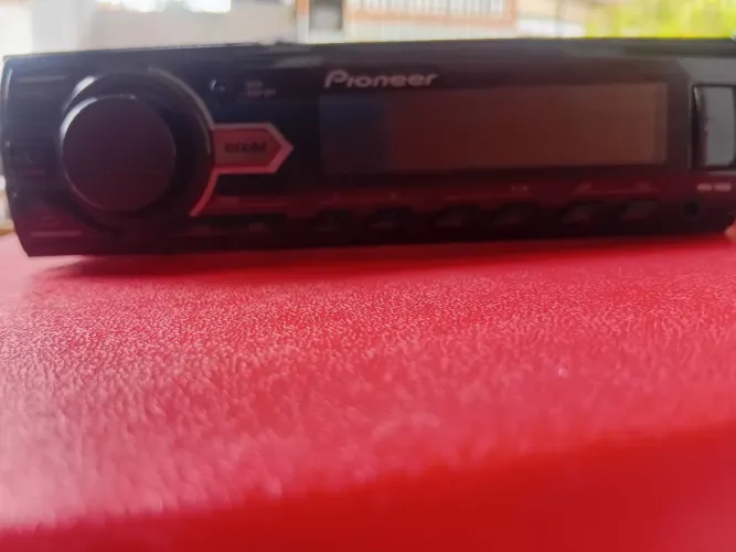 Radio Pioneer
