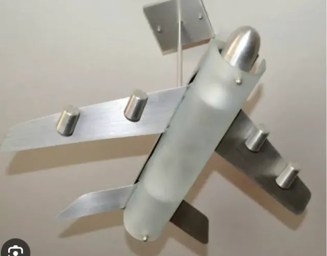 Lustre de alumínio avião infantil