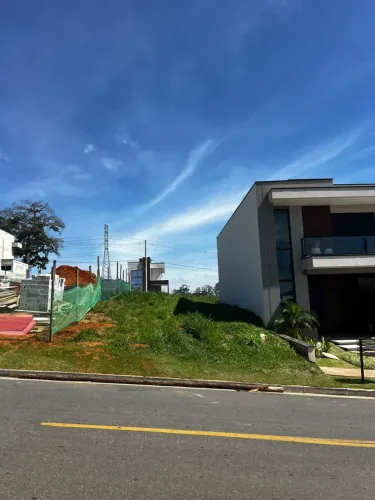 Loteamento terreno com 200m² melhor localização de Mogi das Cruzes