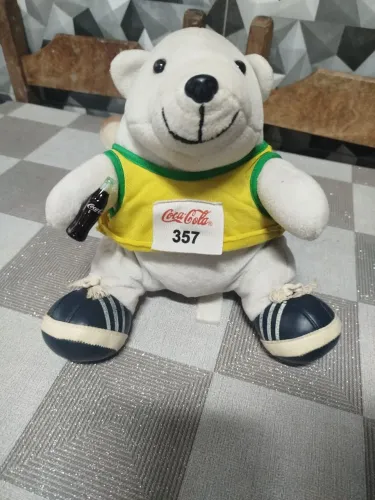 Pelúcia coa cola corredor