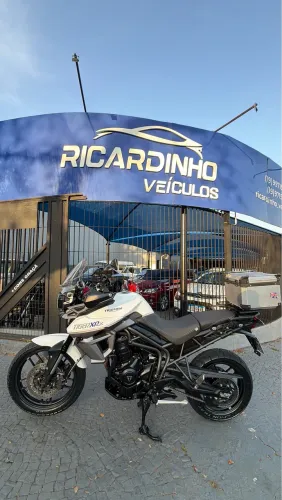 Triumph Tiger 800 XRX Baixa km