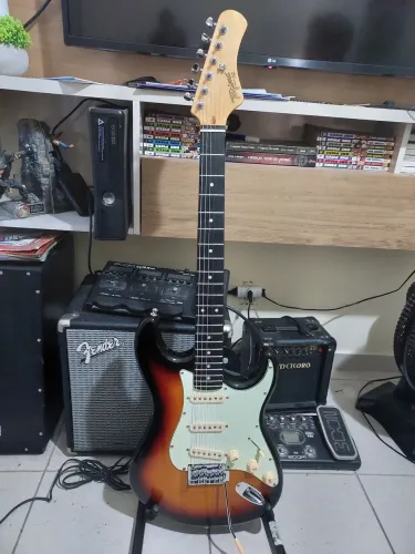 Guitarra Tagima T635 Stratocaster