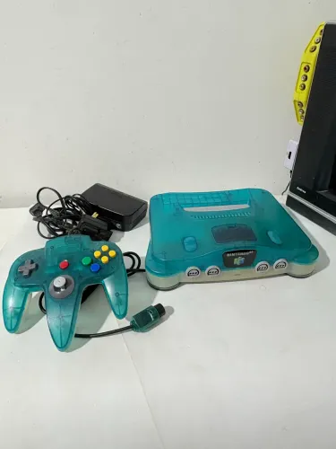 Console nintendo 64 clear blue ice