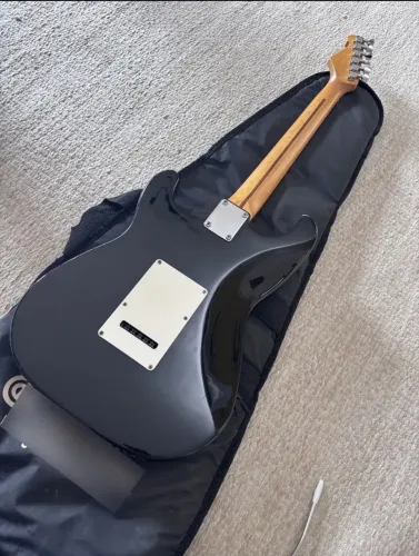 Guitarra Giannini Stratosonic anos 90 completa revisada