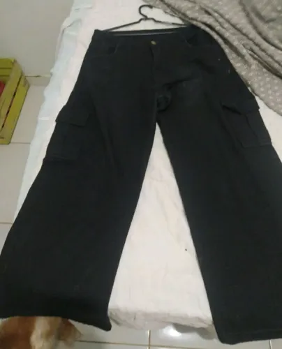calça cargo preta!