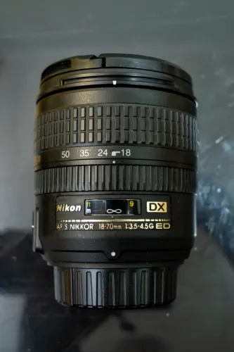Nikkor AF-S 18-70mm f/3.5-4.5G ED DX