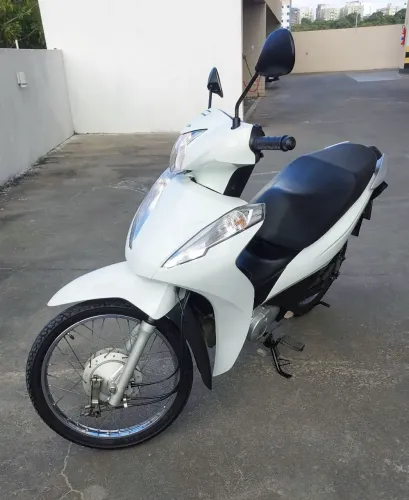 Vende-se Honda Biz 110i 2024
