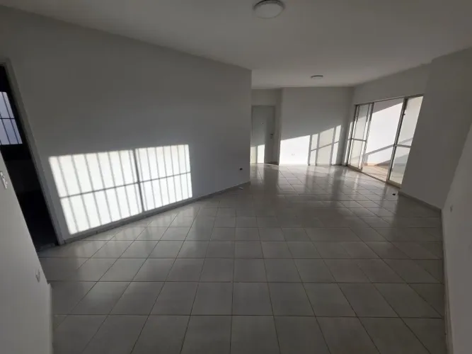 Apartamento à Venda - Setor Bela Vista, Goiânia