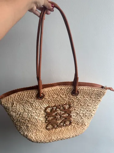 Bolsa de praia em ráfia 
