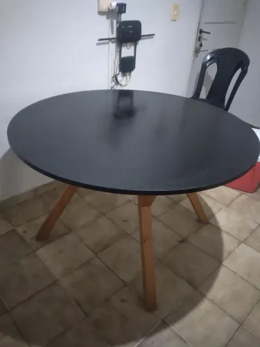 Mesa redonda madeira maciça Mobly 120cm diâmetro