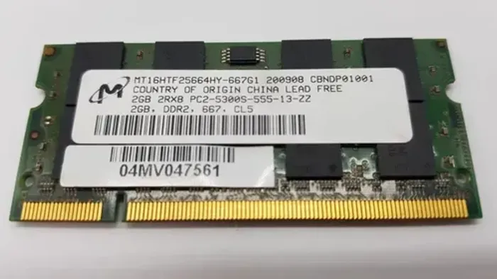 Memoria RAM Notebook 2GB DDR2 667MHz Micron Usada