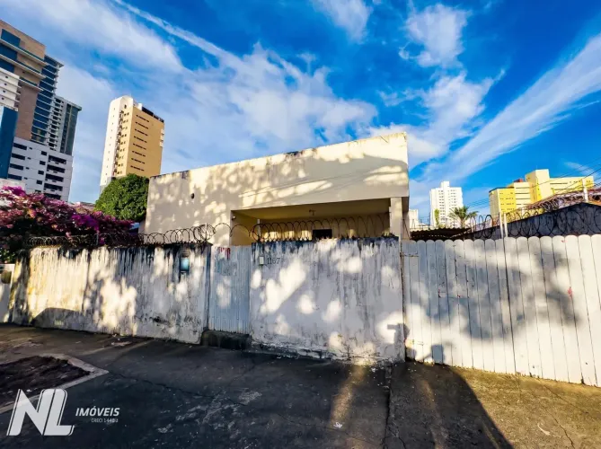 Casa para Locação no Tirol | Ideal para Uso Residencial ou Comercial