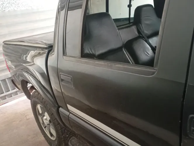 Chevrolet S10 Pick-up Exec. 2.8 4X4 CD TB Int.dies 2011