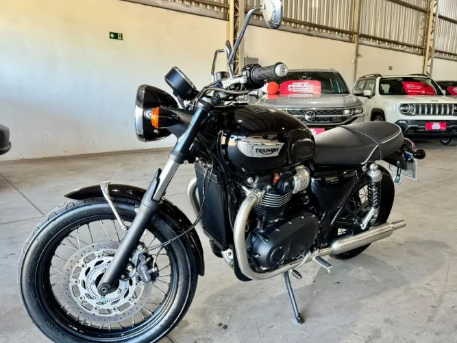 Triumph Bonneville t 100 2022