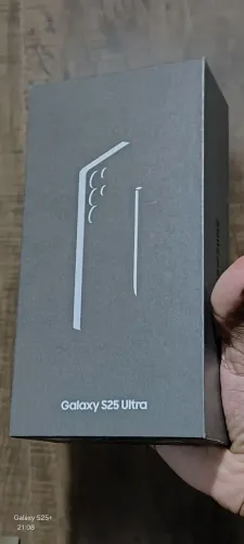 Galaxy S25 Ultra - Novo - Garantia ate 2027