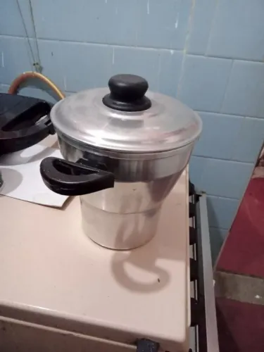Cuzcuzeira simples de aluminio