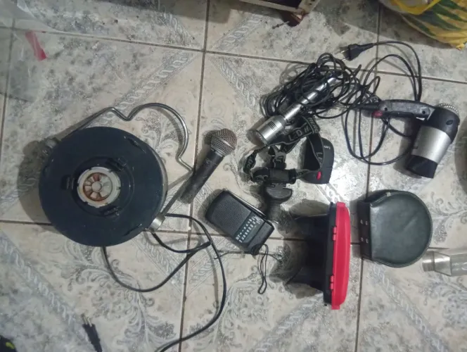 Lote de eletrodomésticos  eletrônicos