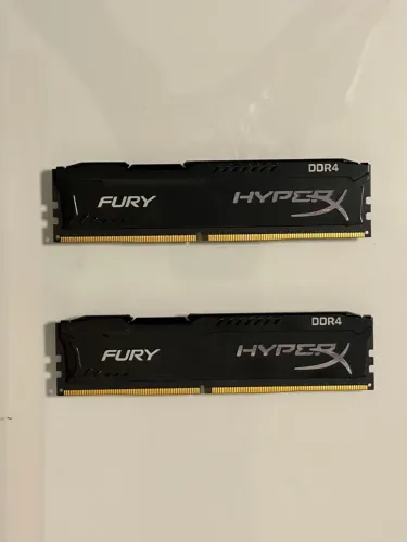 Memória DDR4 HyperX 2x8GB