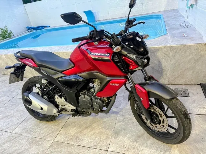Yamaha FZ15 ano 2024 muito nova única dona