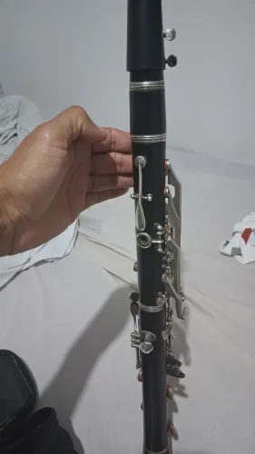 Instrumento clarinete em dó maior 18 chaves rarissima de encontrar em boas condições