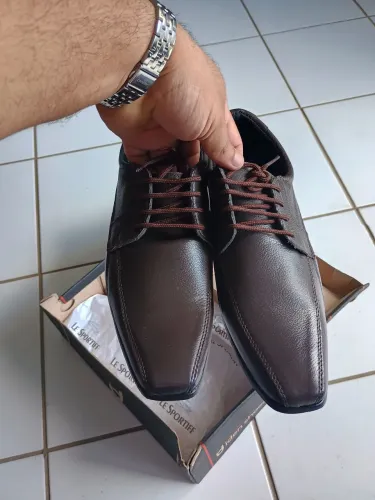 Kit com 3 pares de sapatos tamanho 37