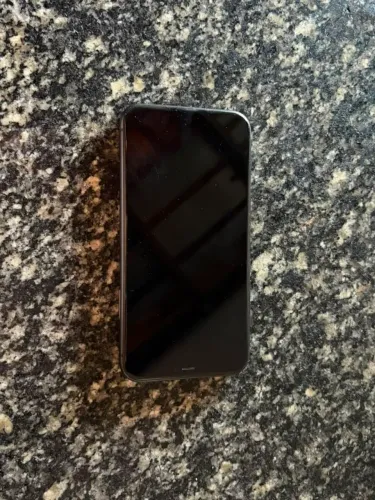 Iphone 11 64gb com nota fiscal e caixa.