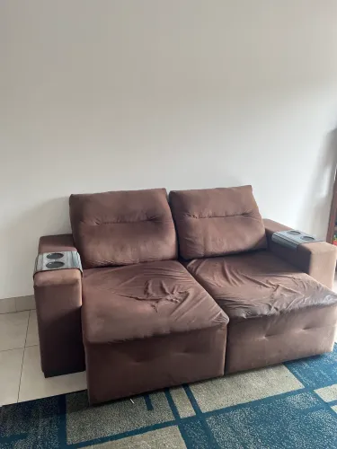 Vende-se SOFÁ dois lugares 