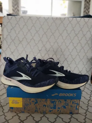 Tênis Brooks Levitate 4