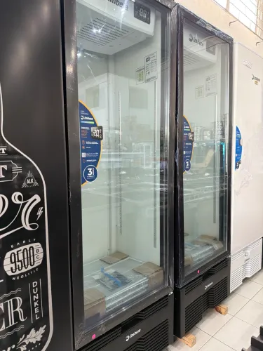 Cervejeira porta de vidro 485lts