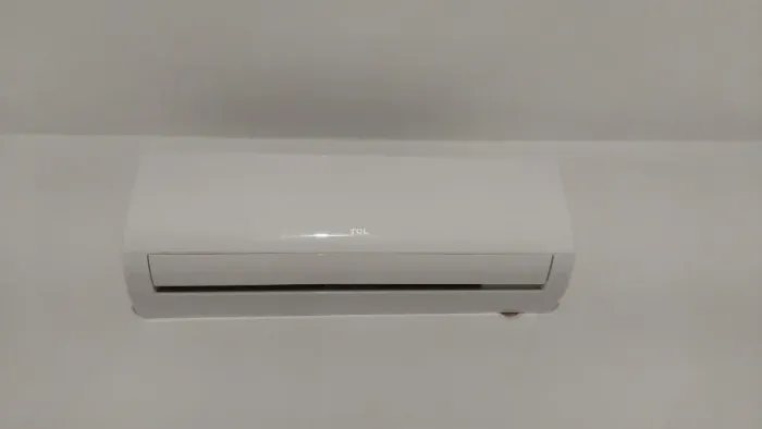 AR CONDICIONADO TCL SPLIT 9.0000 BTUS