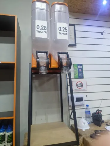 Dsipenser de ração com 2 módulos