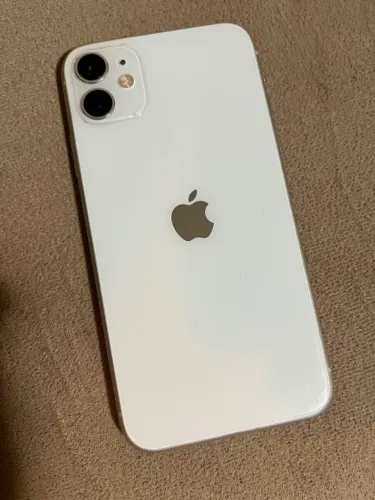 iPhone 11 128gb Branco. Ótimo estado. Tudo OK.