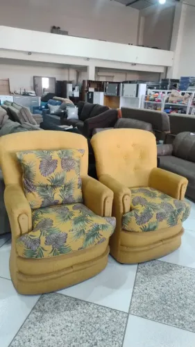 Par de Poltronas
