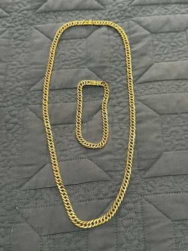 Vende -se Ouro