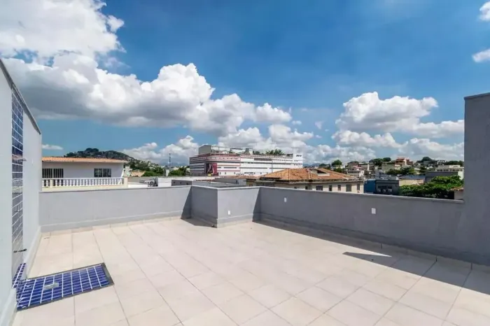 COBERTURA DUPLEX NA PENHA CIRCULAR - FRENTE | FINO ACABAMENTO | VAGA