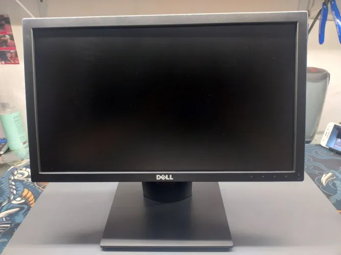 Monitor Dell VGA e DISPLAY PORT 