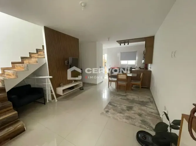 Sobrado para aluguel tem 80 metros quadrados com 2 quartos em Loteamento Vila Romana - Jac