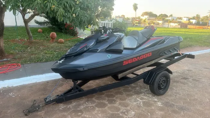 Jet Ski Sea-Doo RXT-X 300 2024 - 64 Horas - Com Carreta - Impecável