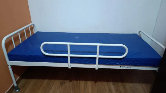Cama hospitalar