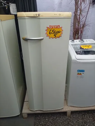 Geladeira eletrolux