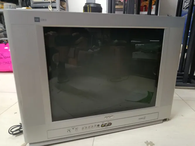 Tv tela 21 POLEGADAS plana CCE 