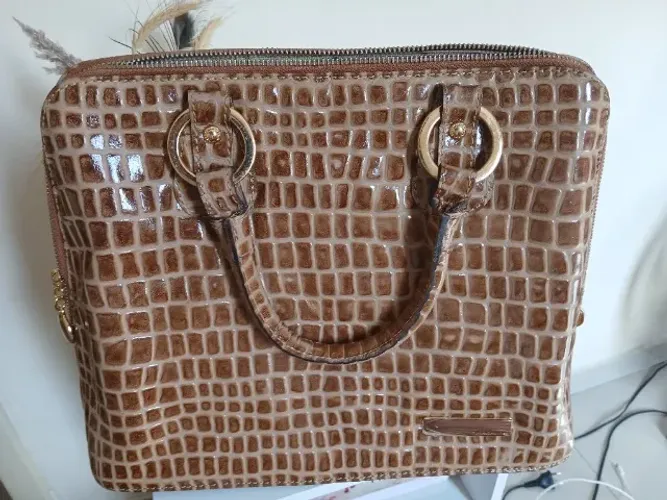 Bolsa couro Anandra