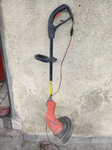 Vendo Roçadeira Ap 1000 Tramontina <br>Com Rolo De Nylon<br>ZAP *<br>Valor 150,00
